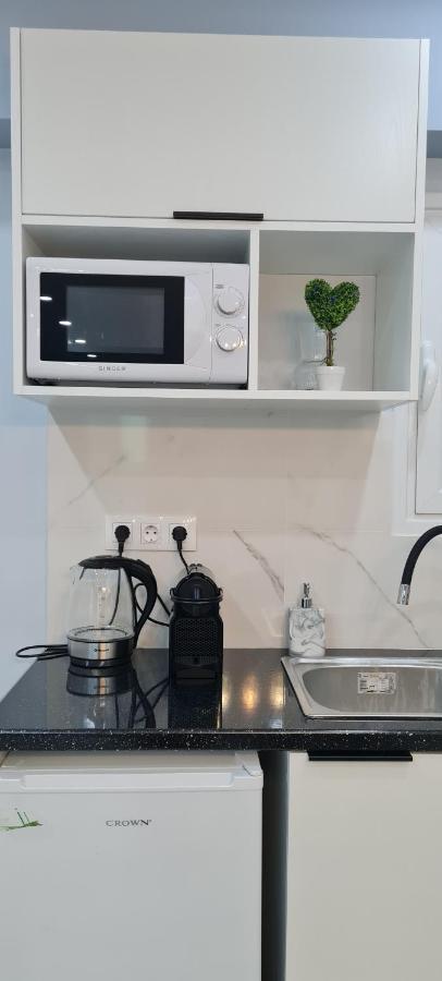 Cozy Apartment With Garden Near Town Center, Fully Renovated. Athens Exterior photo